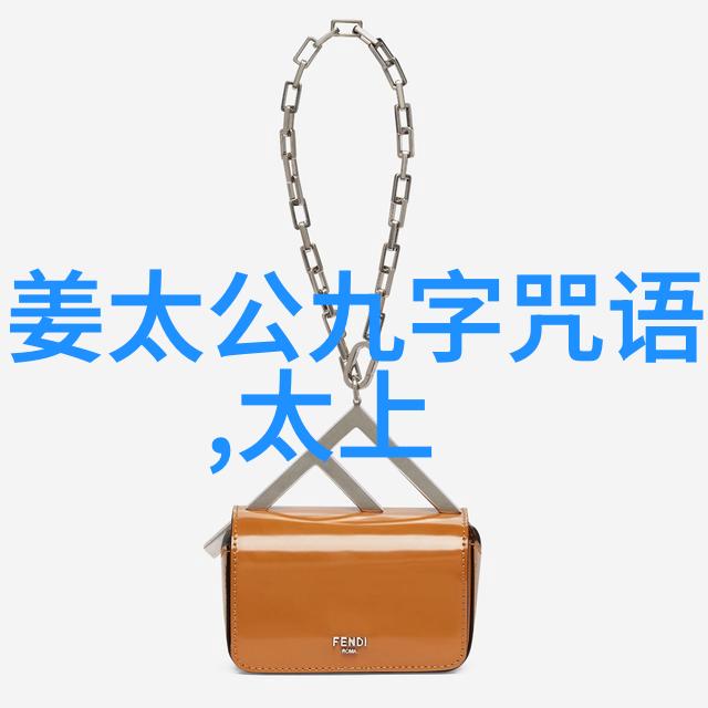 被拉到学校没人地方C我是怎么在空旷的操场上找到了自我的
