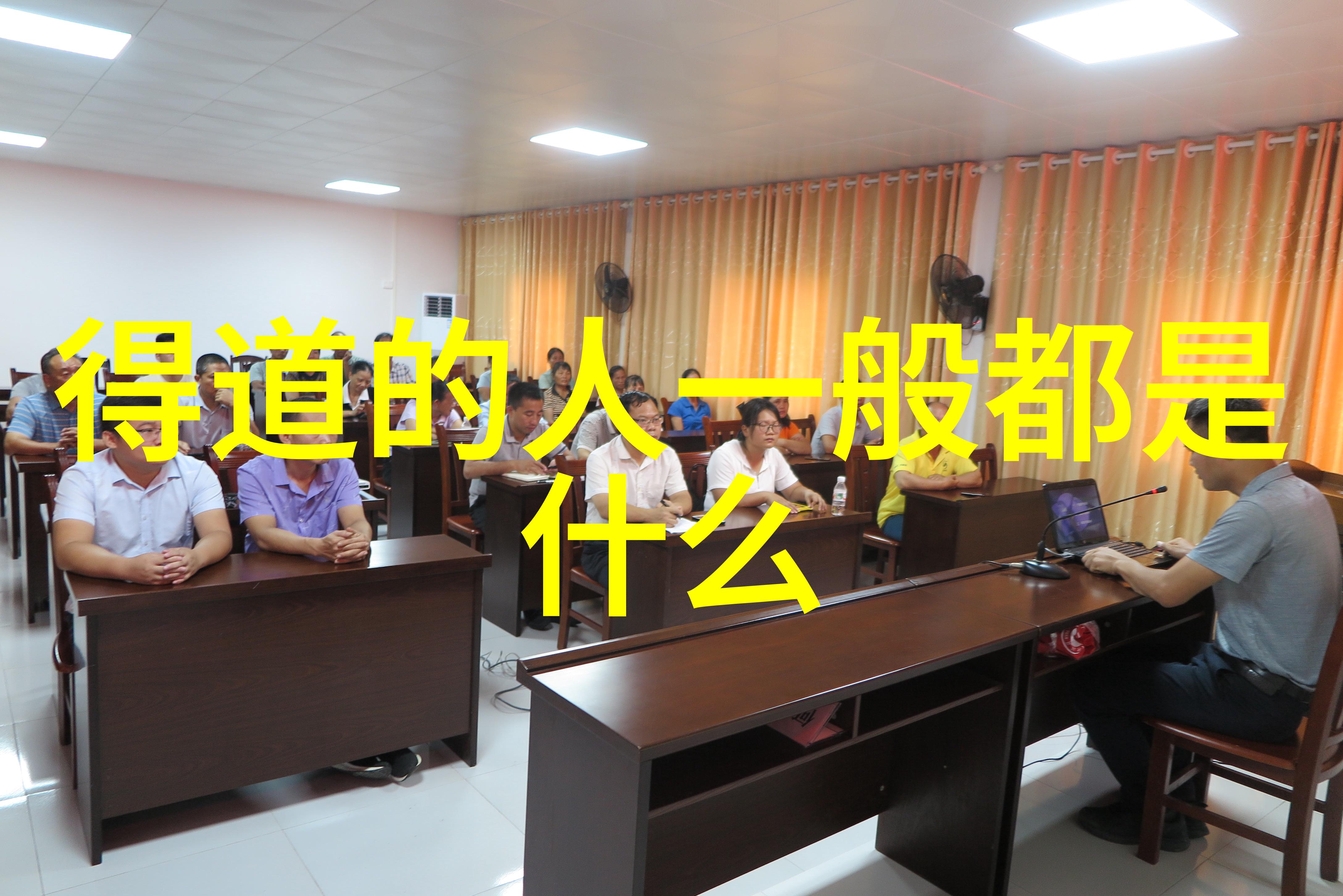 张柏芝下面毛又长又黑她那丰满的身体在阳光下闪耀着诱人的光芒