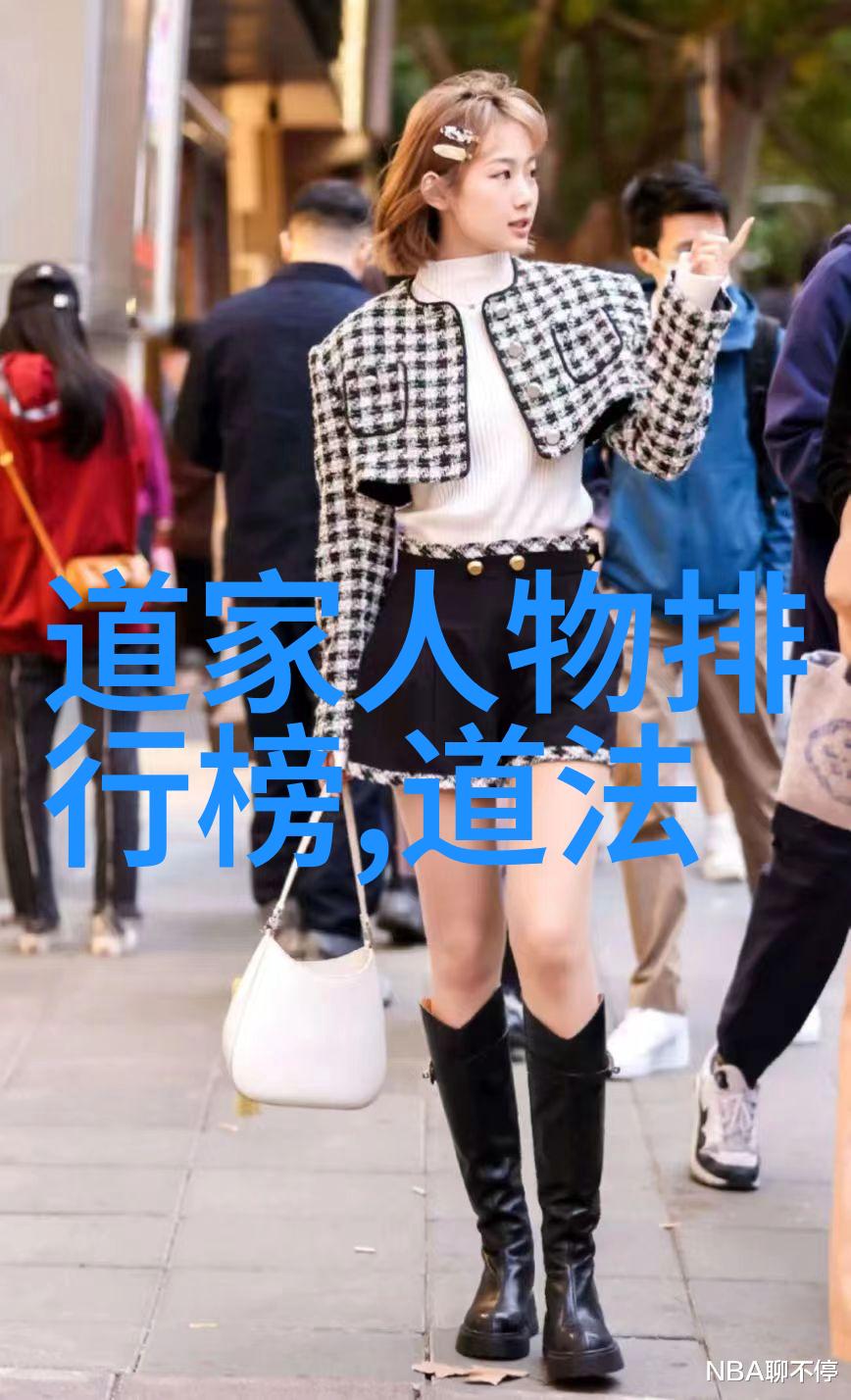 春风拂面花笑开秋雨敲窗梦绕肠