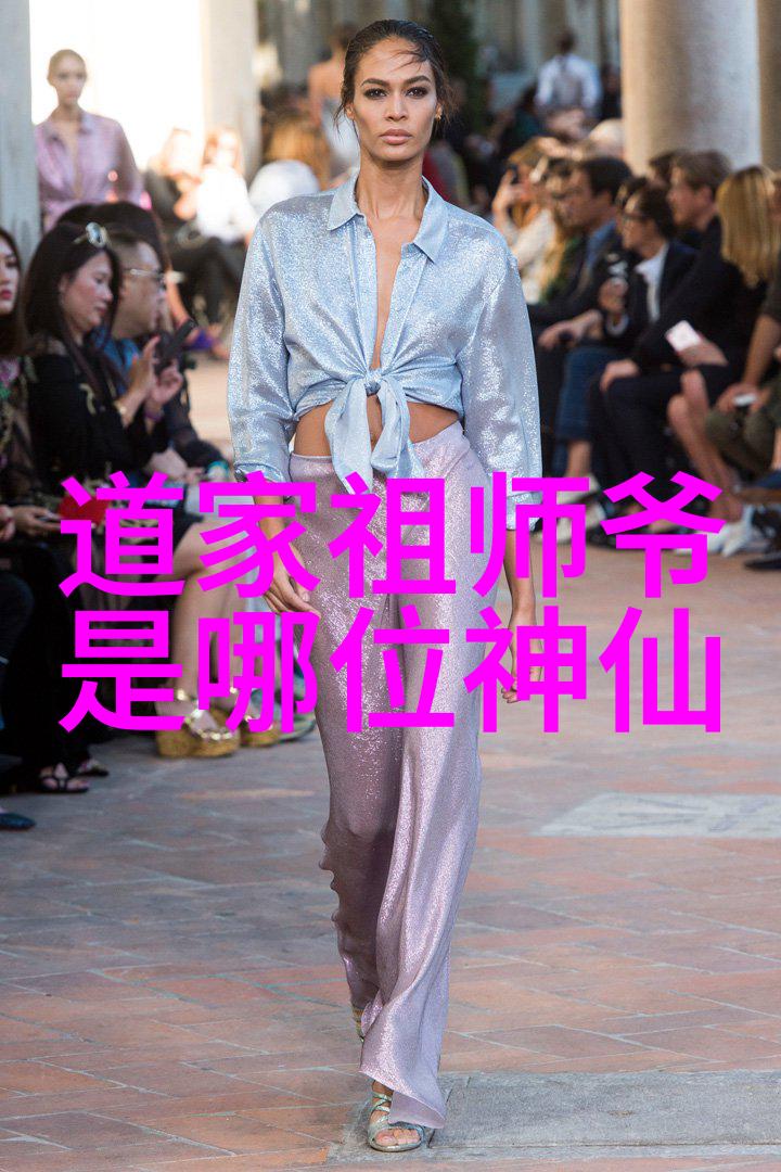 现代诗歌作品欣赏我眼中的火花解读当代诗人的情感密码