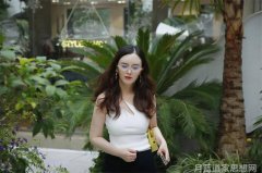 简而不凡做一个极简主义女神